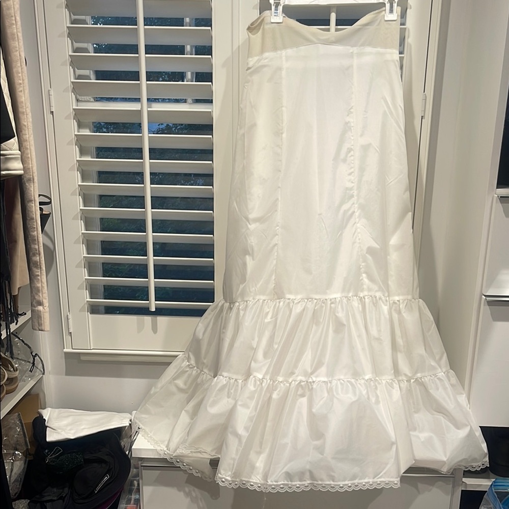 White Tiered Petticoat Skirt - Classic Underskirt